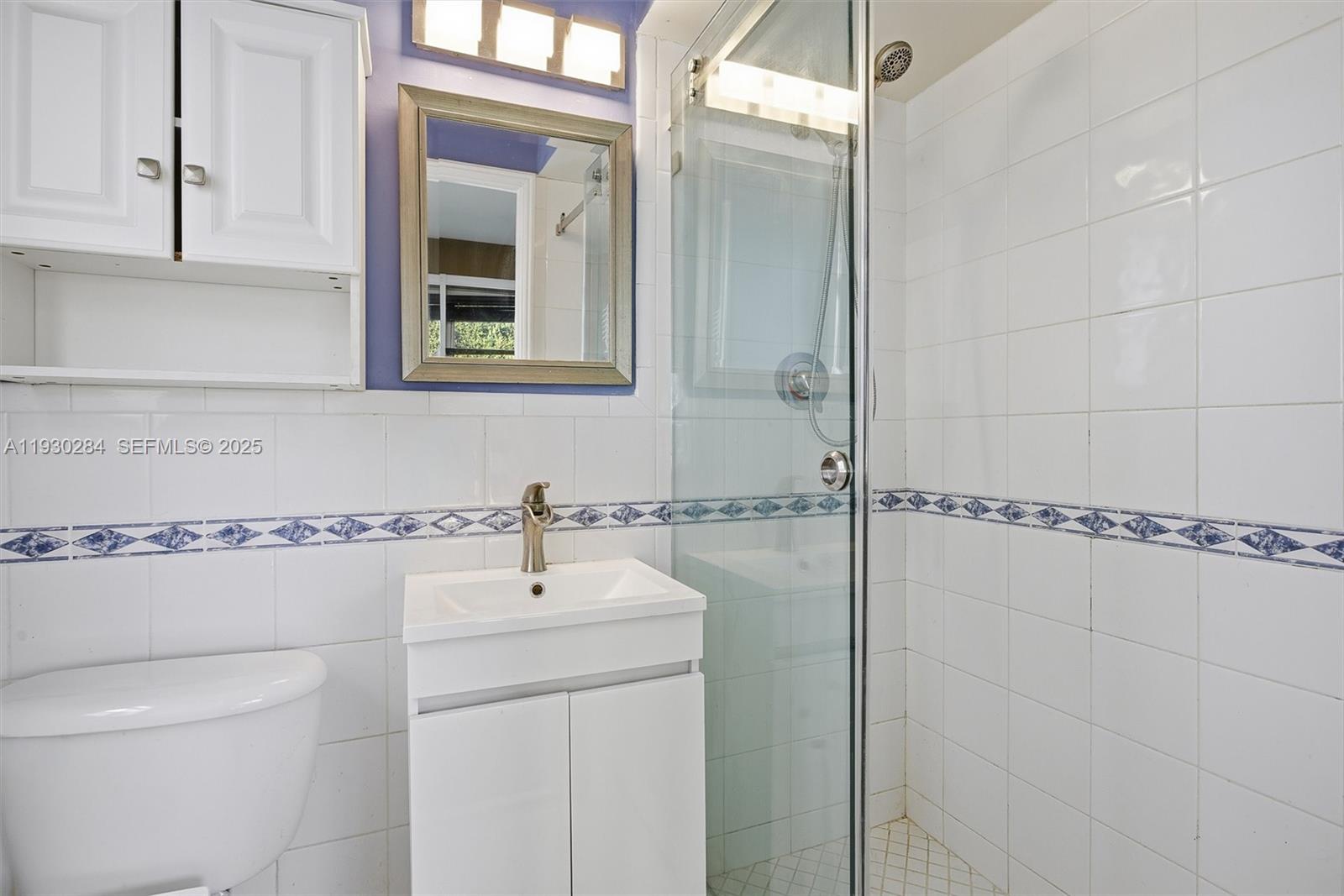 EAST VEDADO - Residential Lease