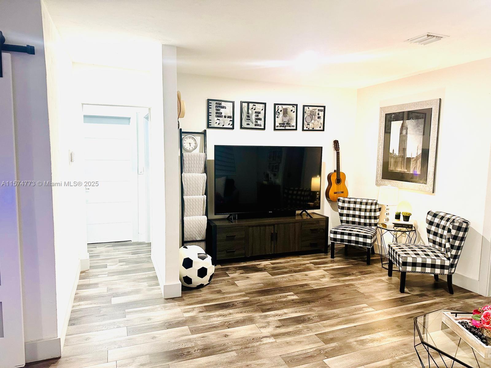 DIXIE PARK HEIGHTS - Residential