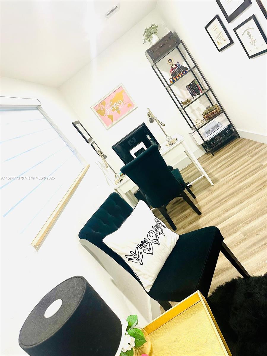 DIXIE PARK HEIGHTS - Residential