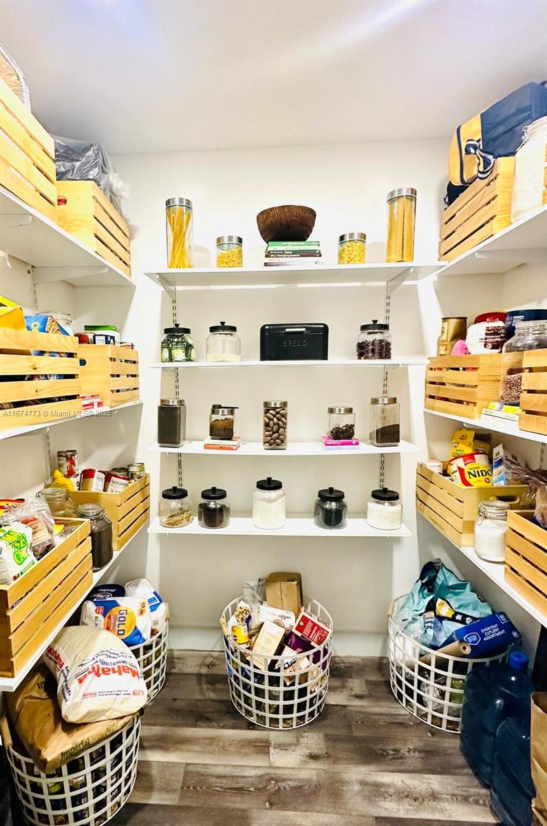 DIXIE PARK HEIGHTS - Residential