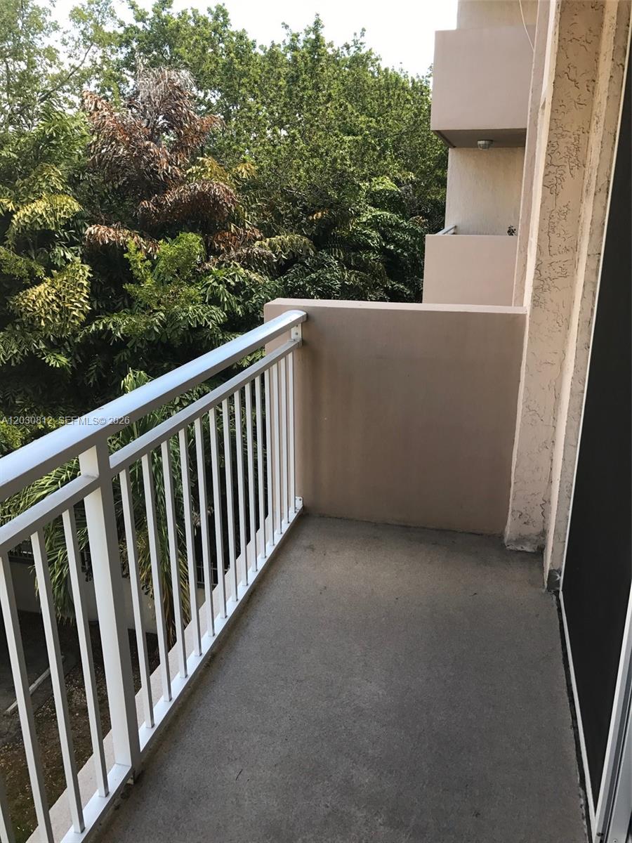 1665 Bay Rd 416