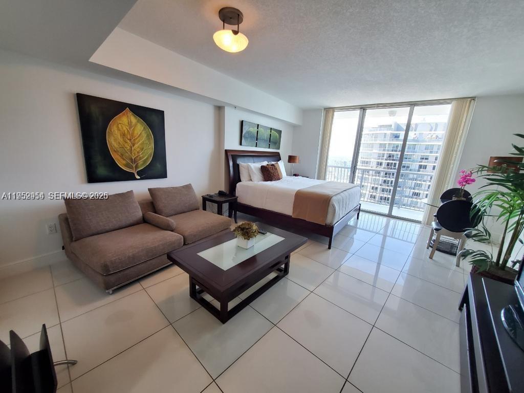 1750 N Bayshore Dr 5407