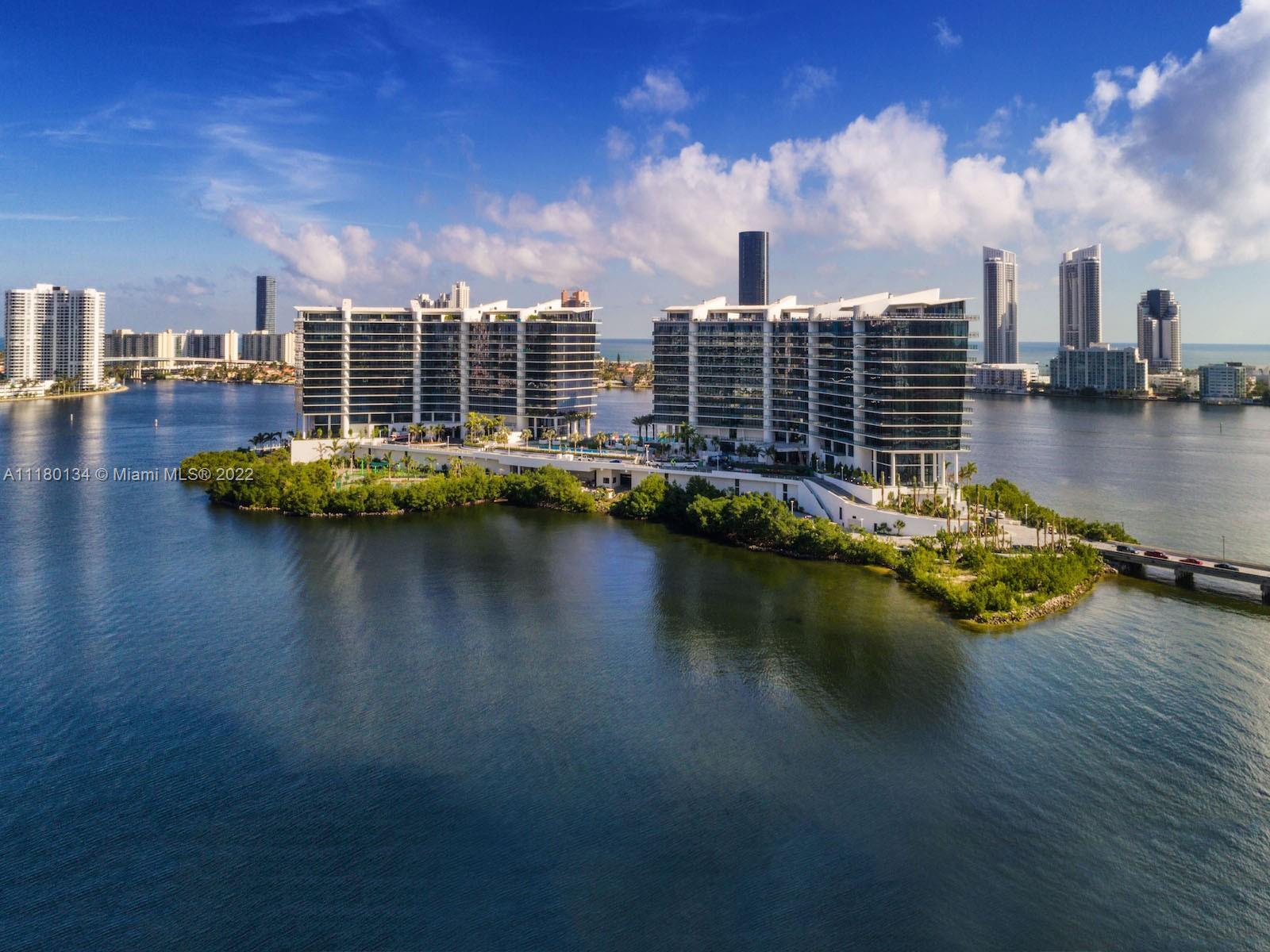 PRIVE CONDO - Residential