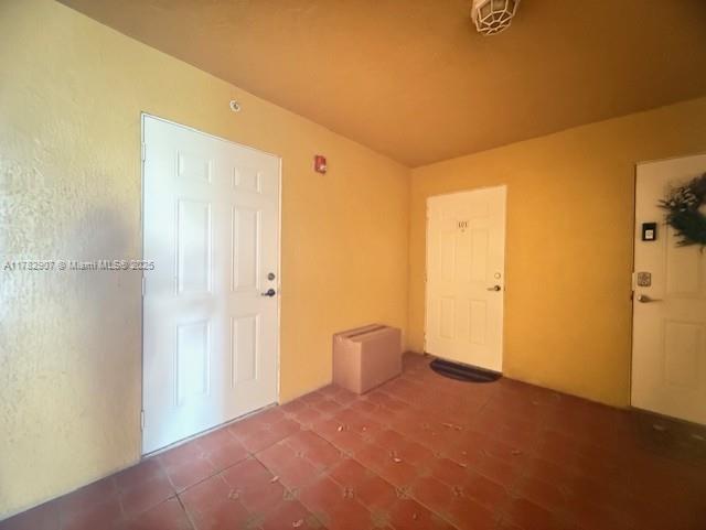 20950 SW 87th Ave 101