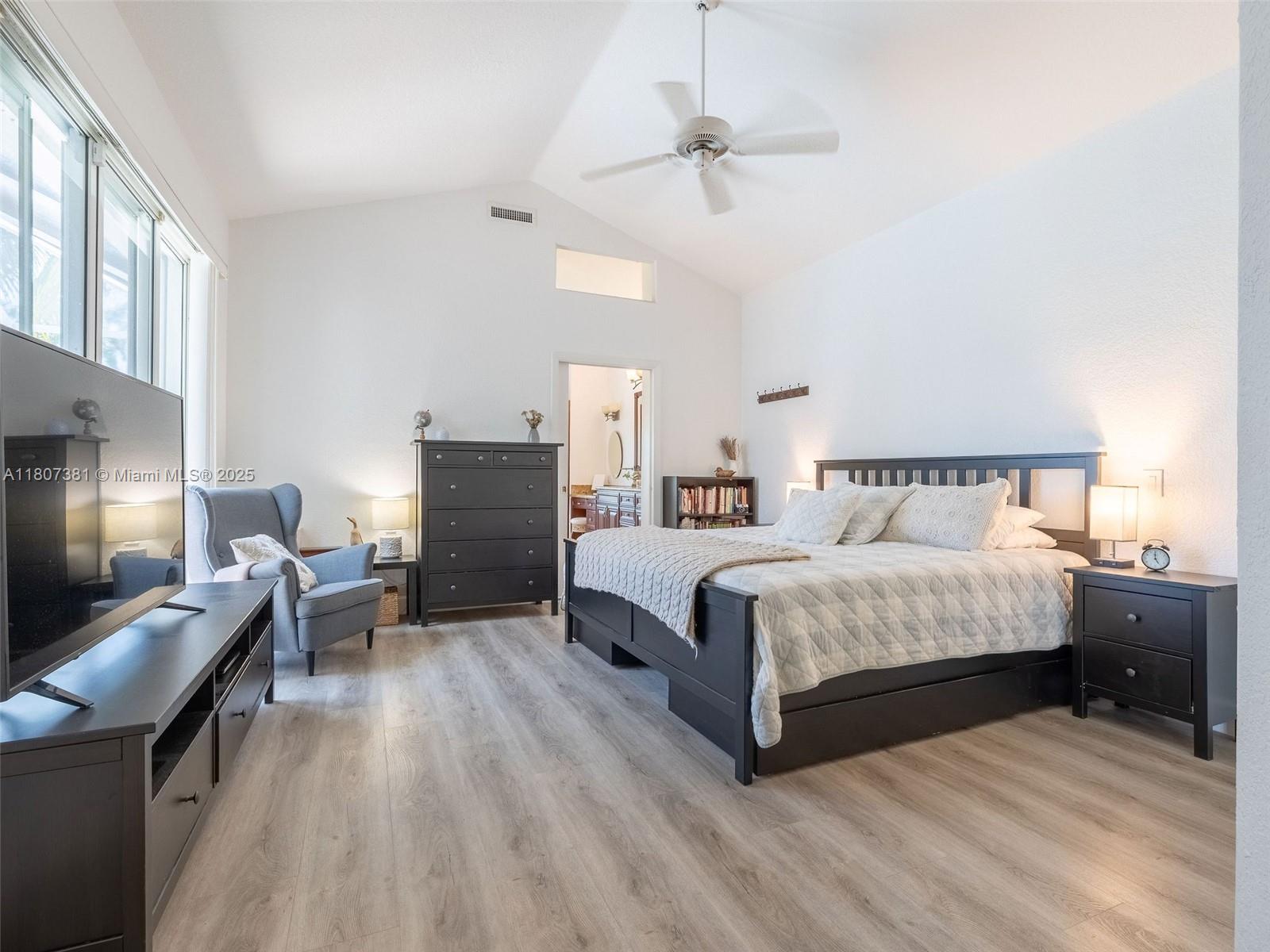 Laguna Springs - Residential