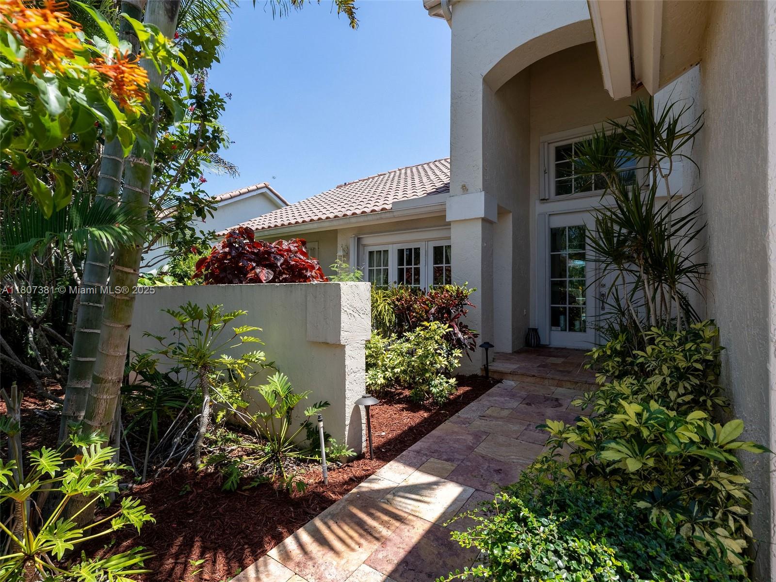 Laguna Springs - Residential