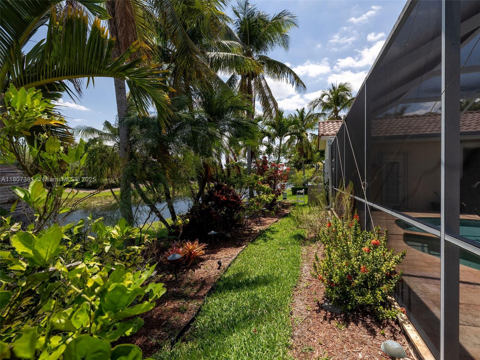 Laguna Springs - Residential