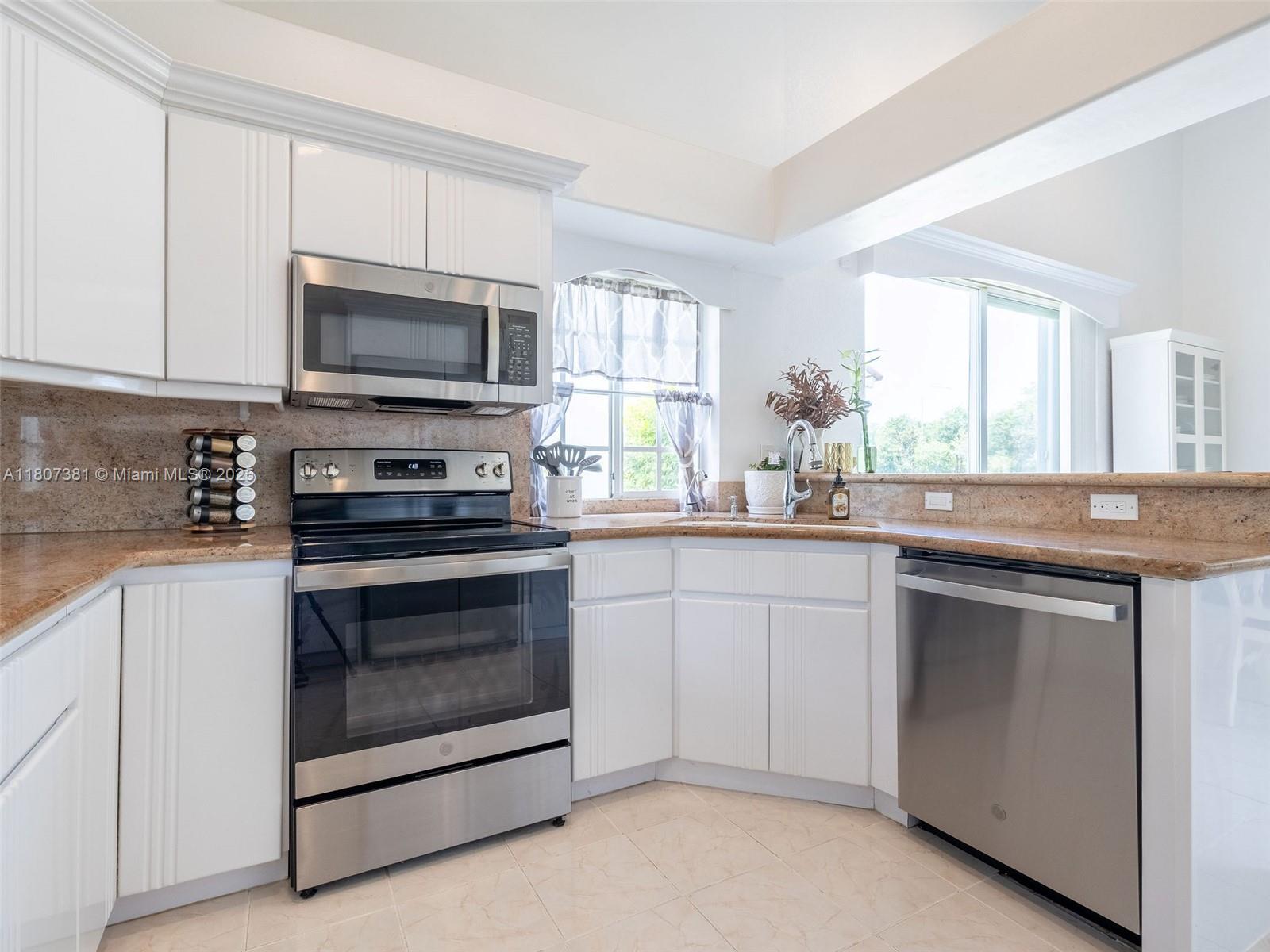 Laguna Springs - Residential