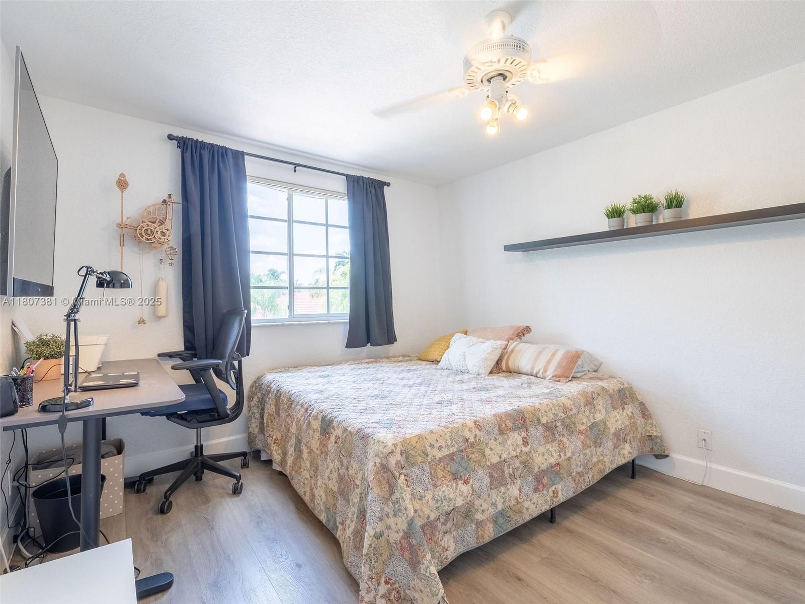 Laguna Springs - Residential