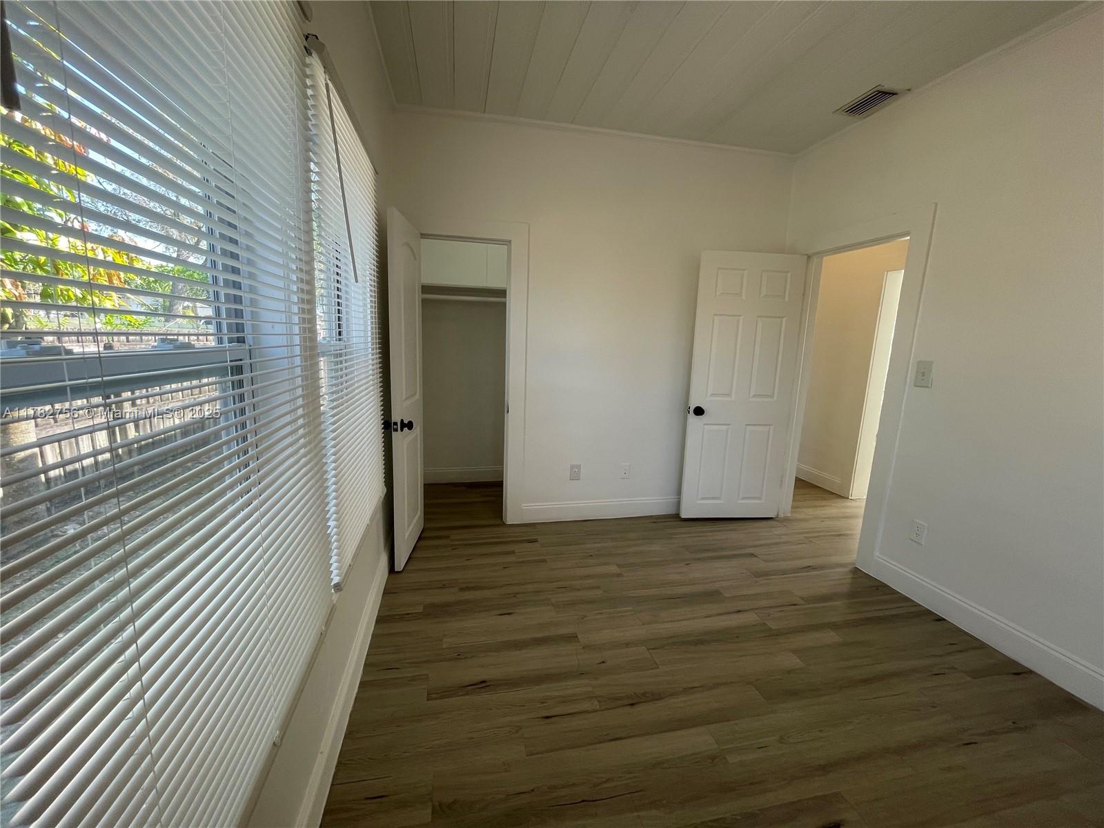 NORTH PALM BCH 4 - Residential