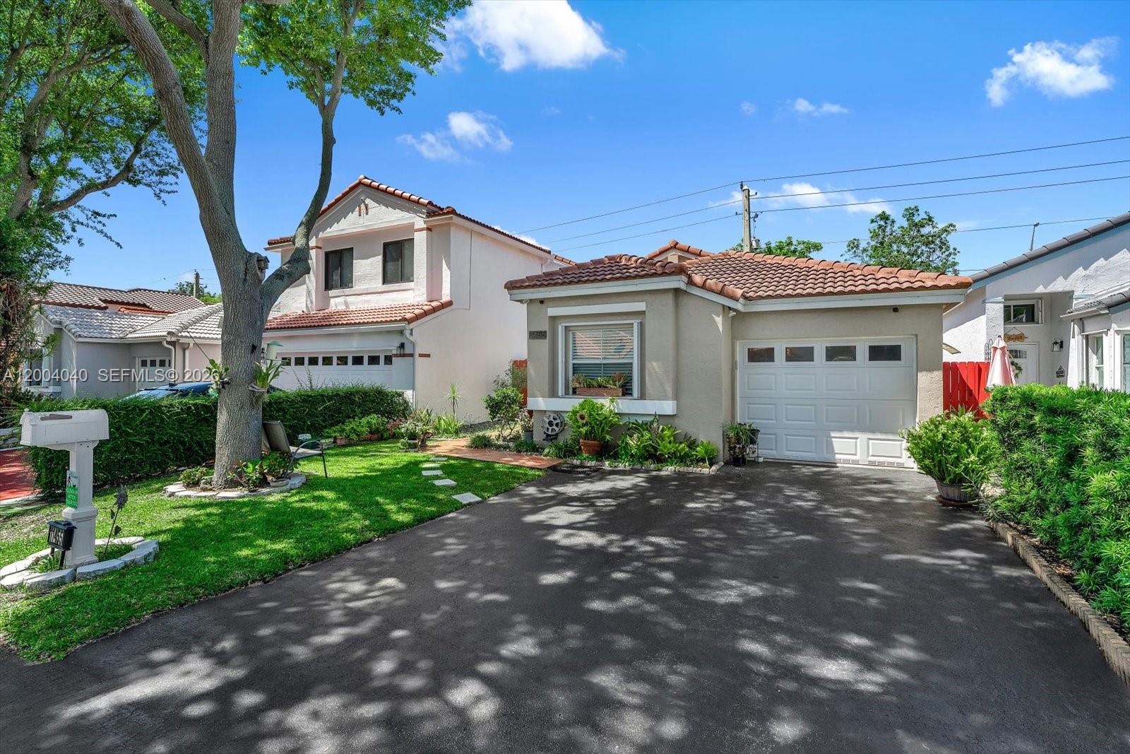 POINCIANA AT CHESTNUT RAN - Residential