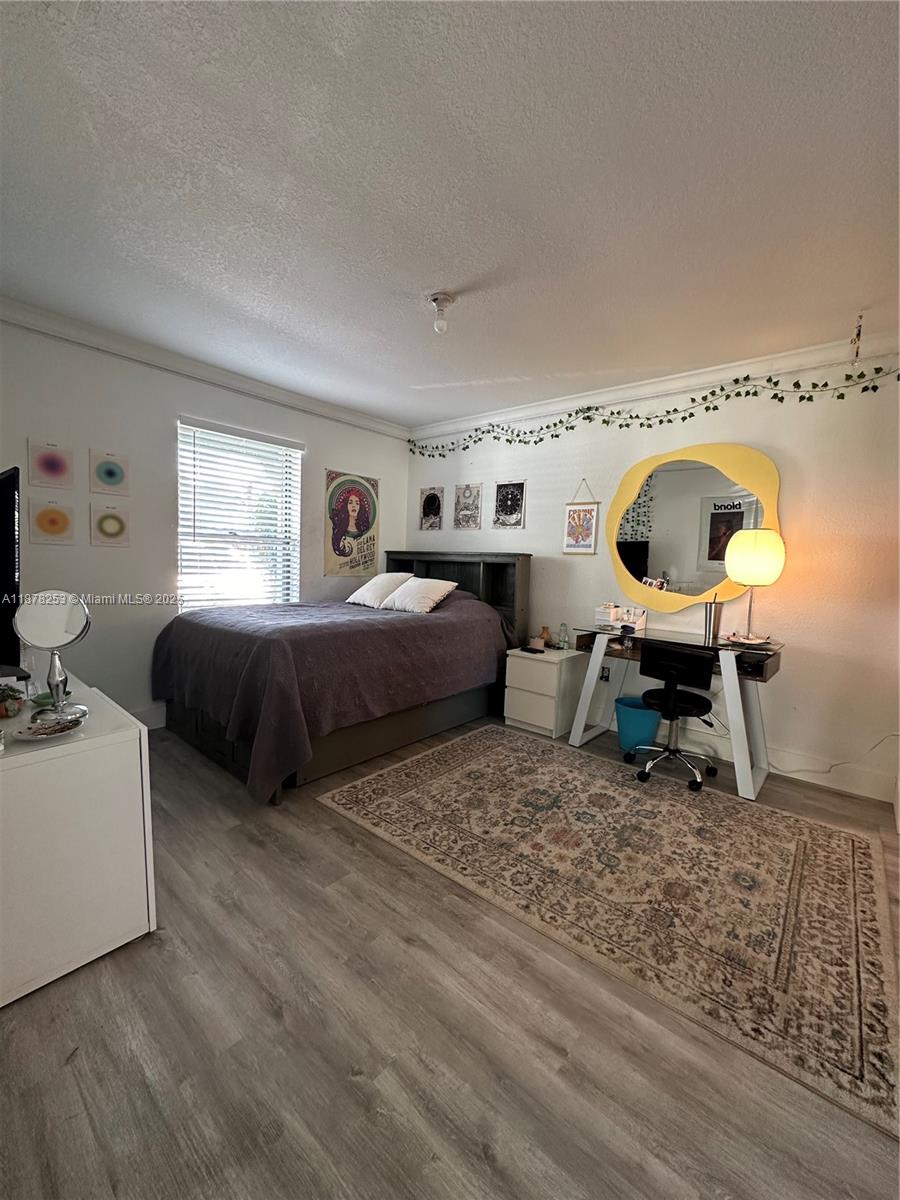 SANDALFOOT COVE SEC 12 - Residential