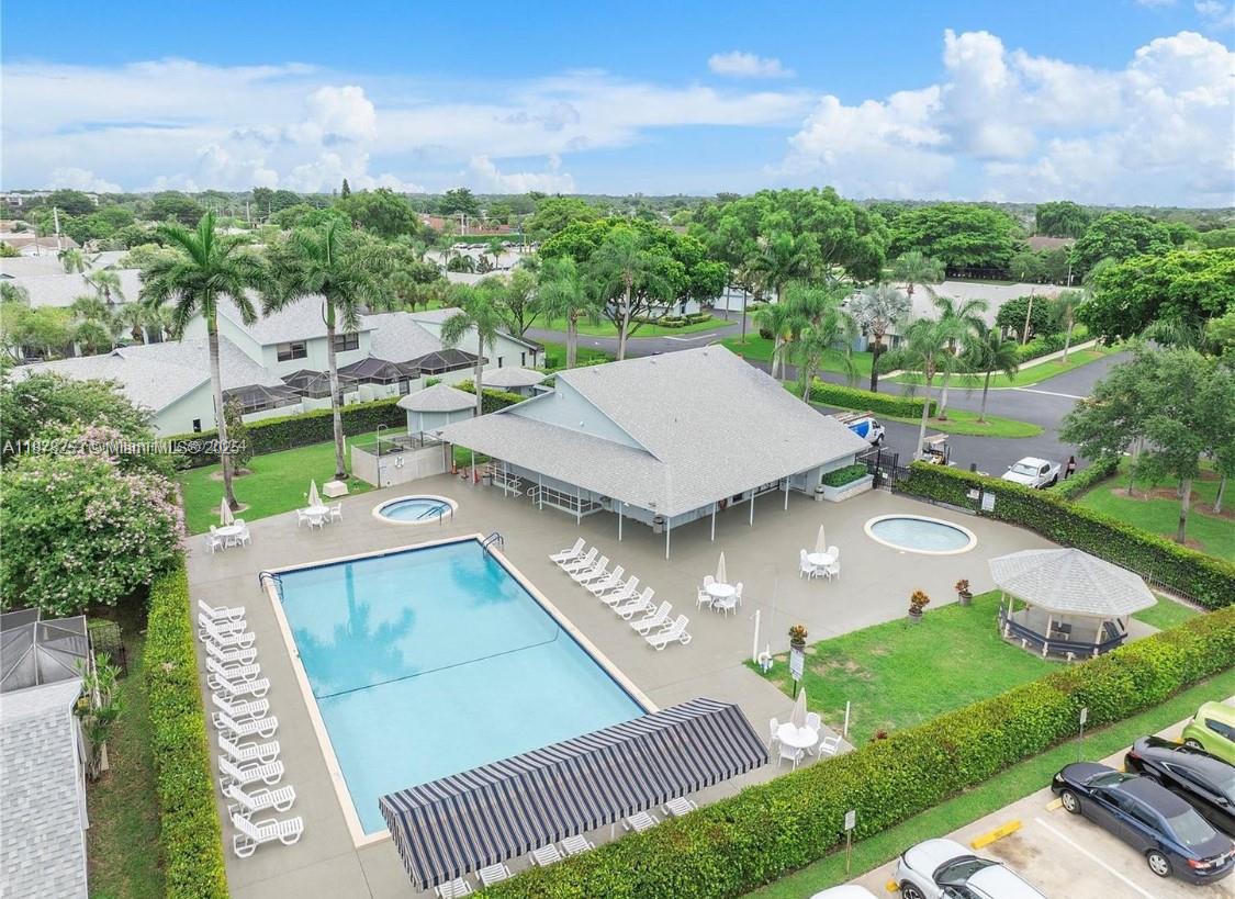 SANDALFOOT COVE SEC 12 - Residential