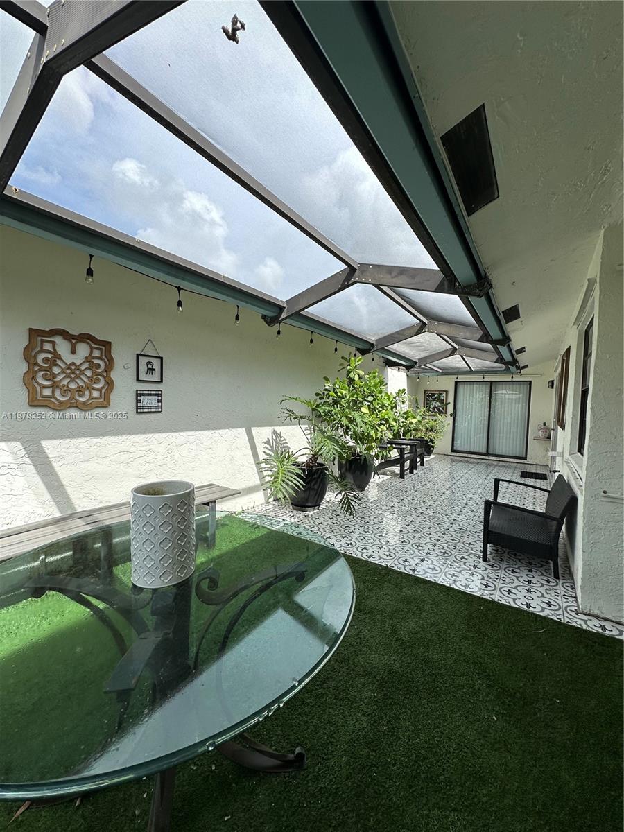 SANDALFOOT COVE SEC 12 - Residential