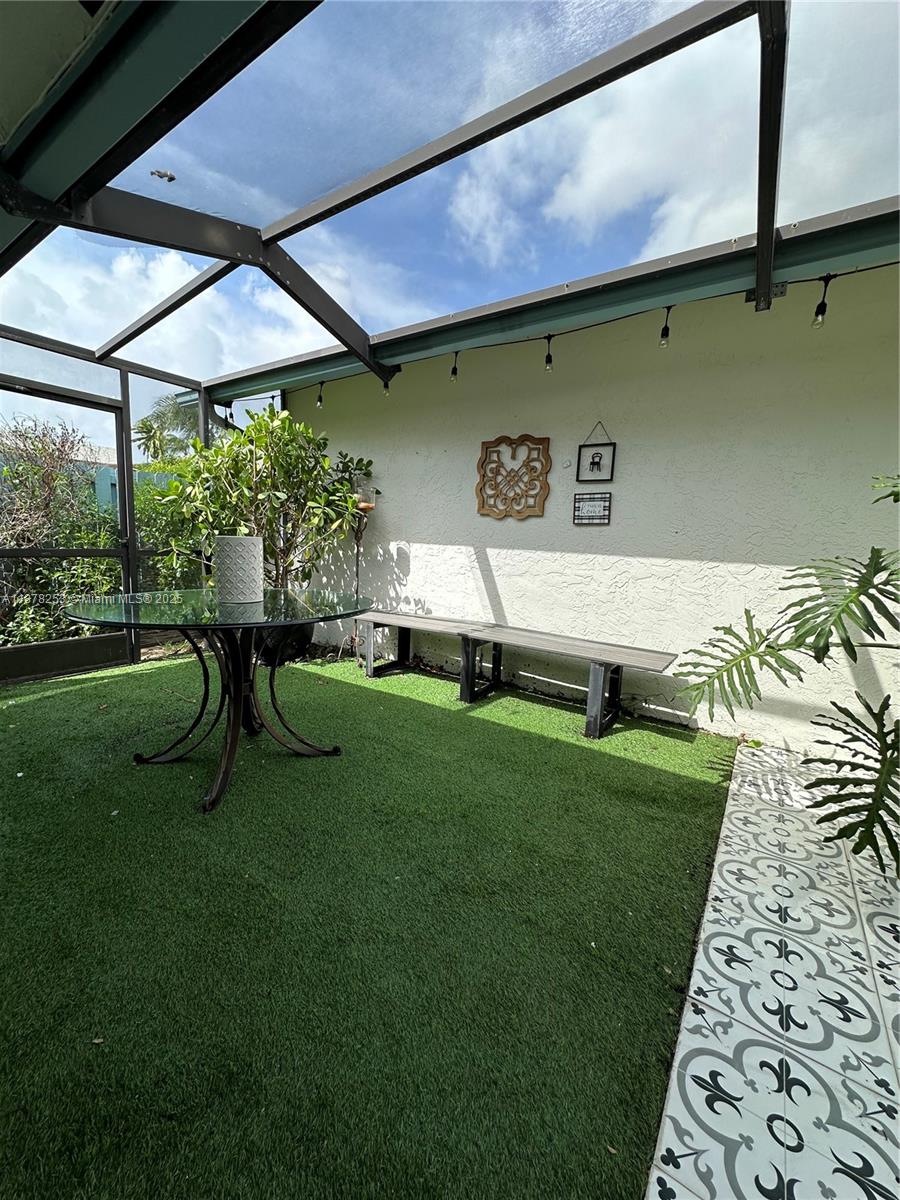 SANDALFOOT COVE SEC 12 - Residential