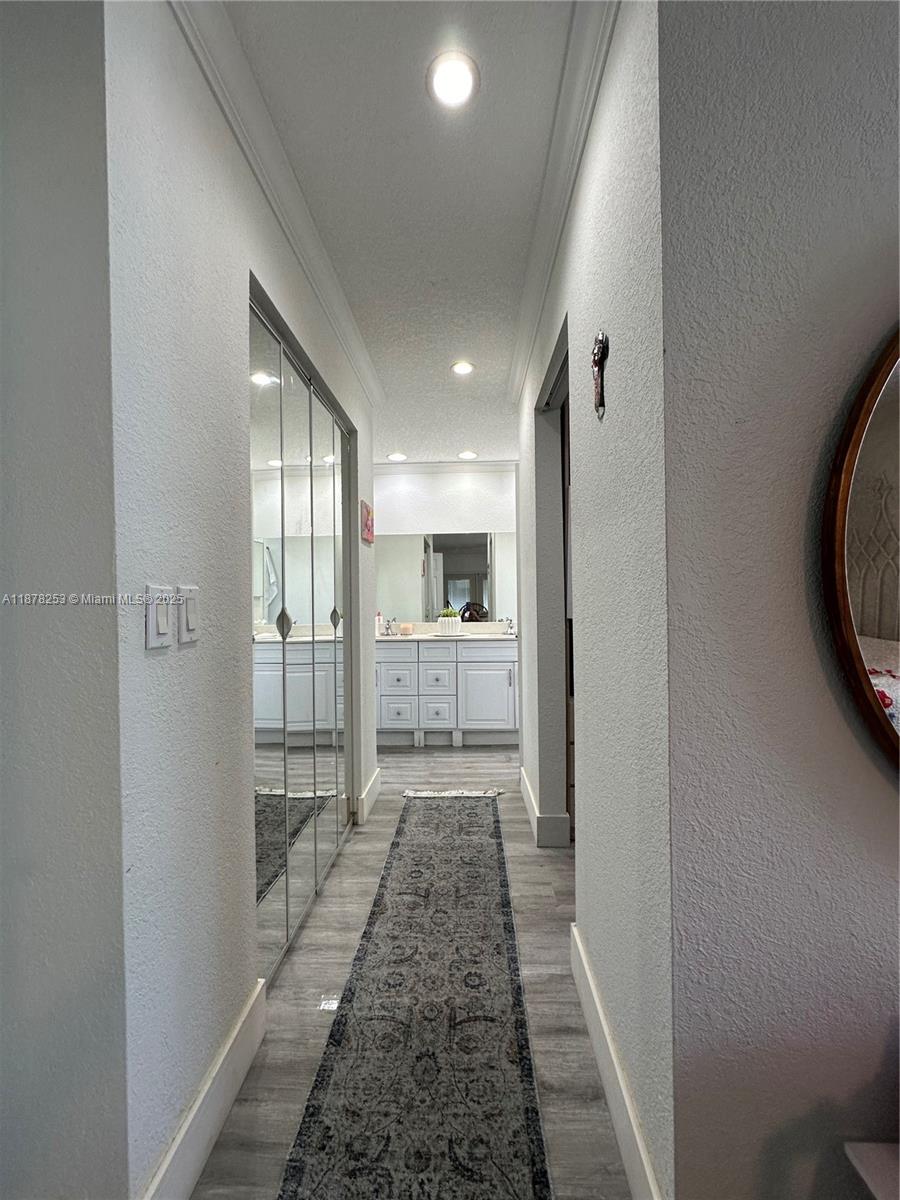 SANDALFOOT COVE SEC 12 - Residential