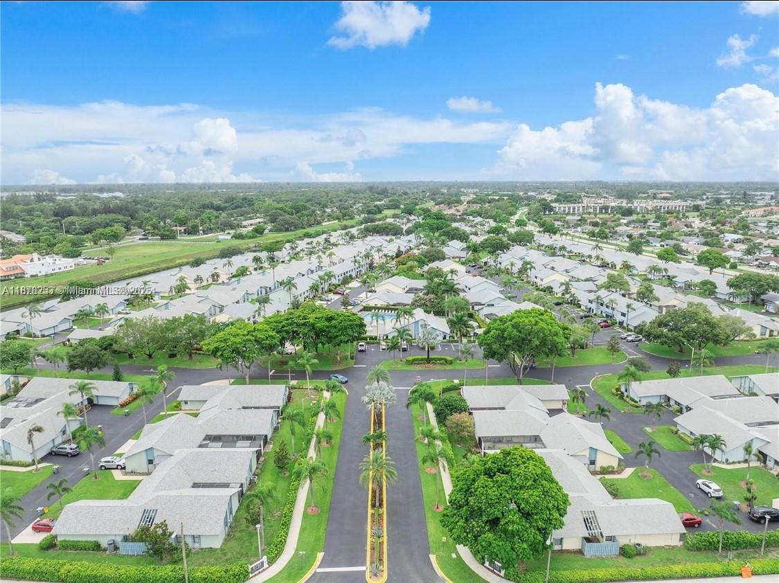 SANDALFOOT COVE SEC 12 - Residential