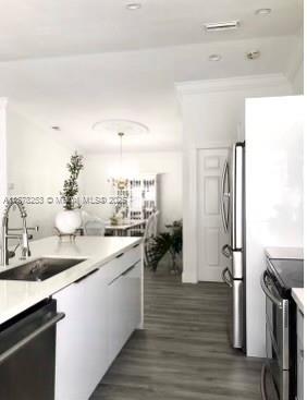 SANDALFOOT COVE SEC 12 - Residential