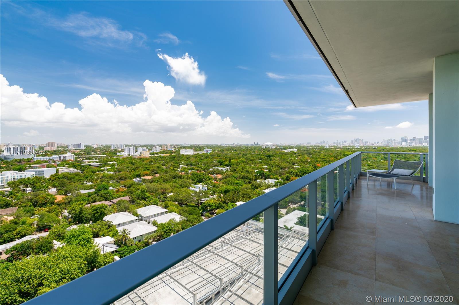 GROVENOR HOUSE CONDO - Residential