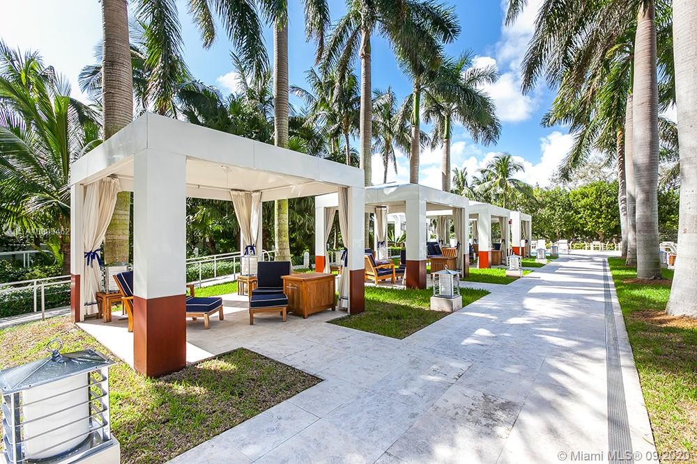 GROVENOR HOUSE CONDO - Residential