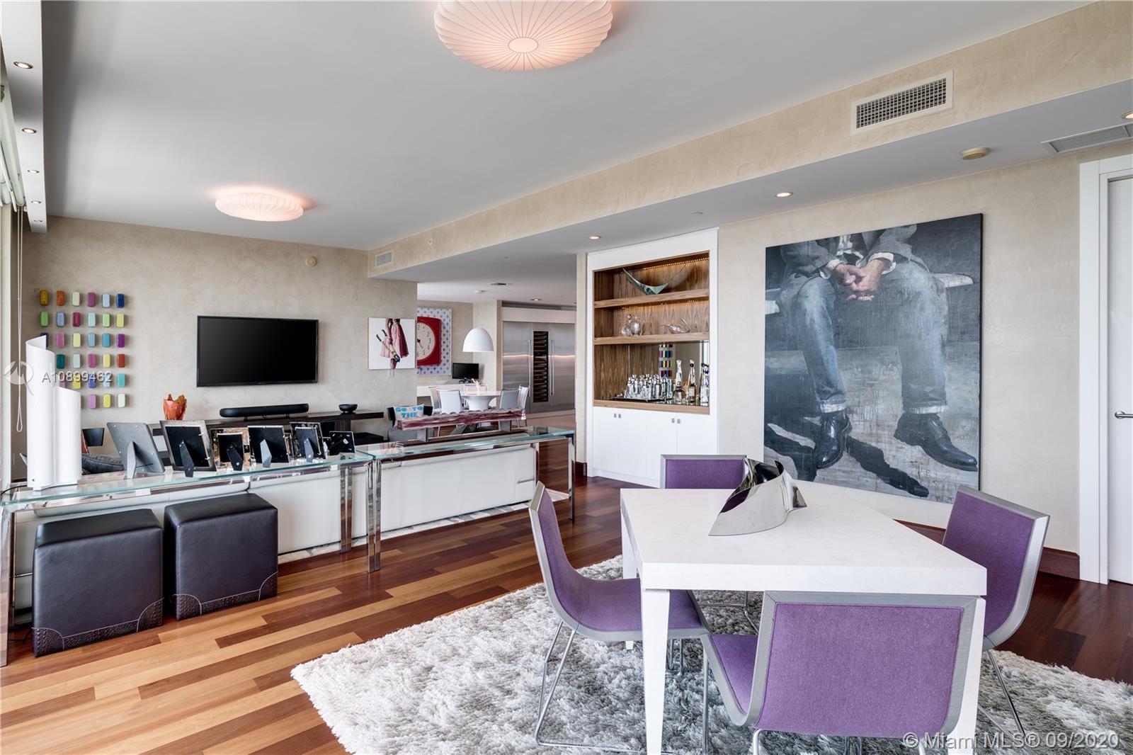 GROVENOR HOUSE CONDO - Residential