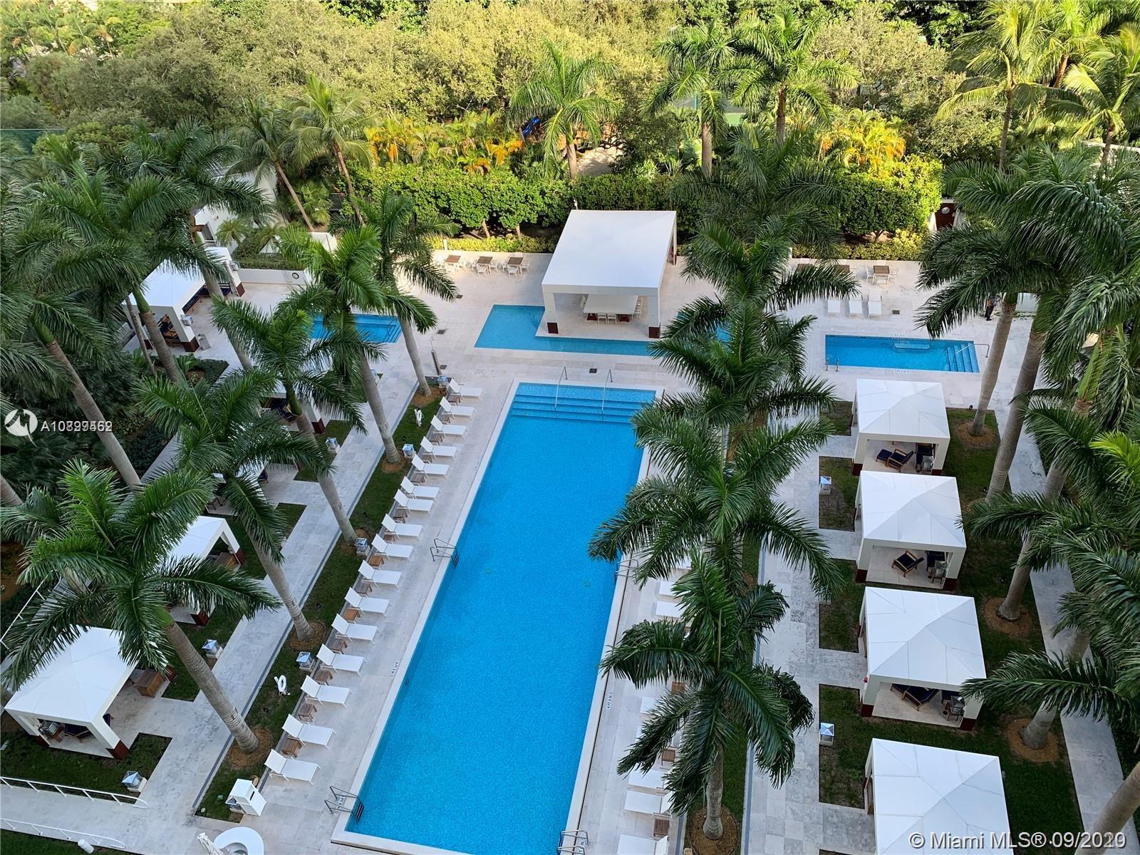 GROVENOR HOUSE CONDO - Residential