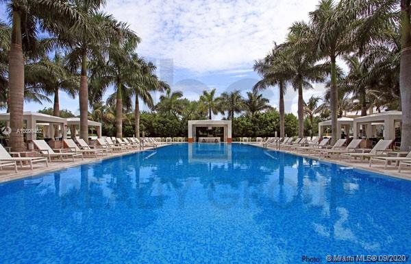 GROVENOR HOUSE CONDO - Residential