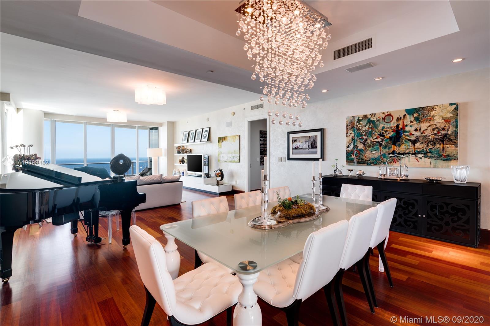 GROVENOR HOUSE CONDO - Residential