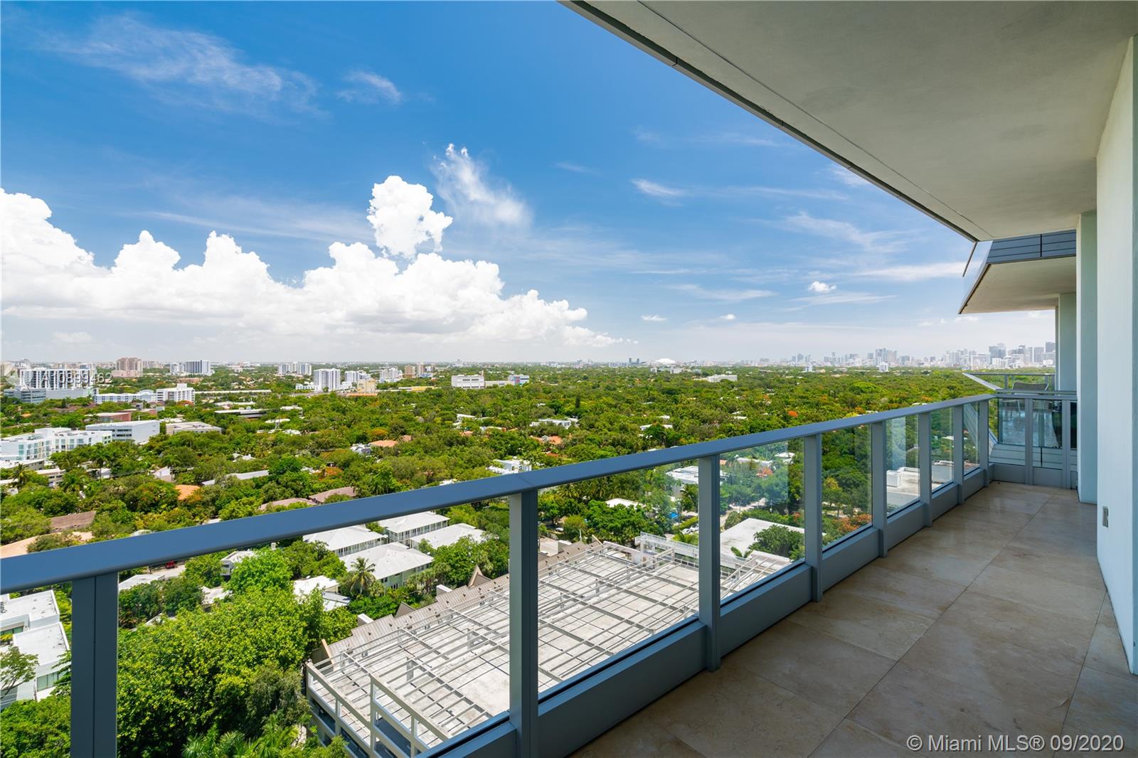 GROVENOR HOUSE CONDO - Residential