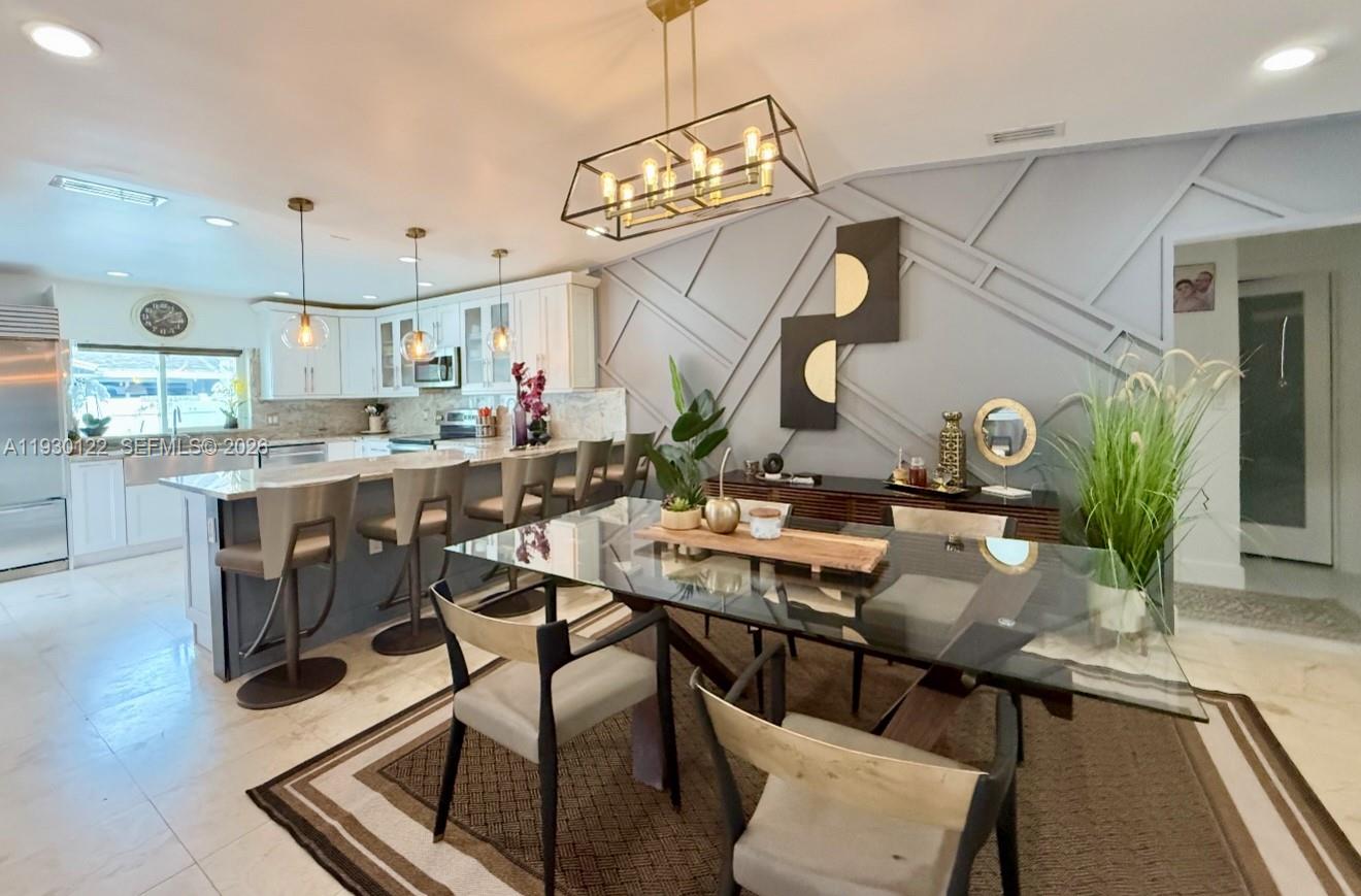 LAKEWOOD ON THE GREEN - Residential