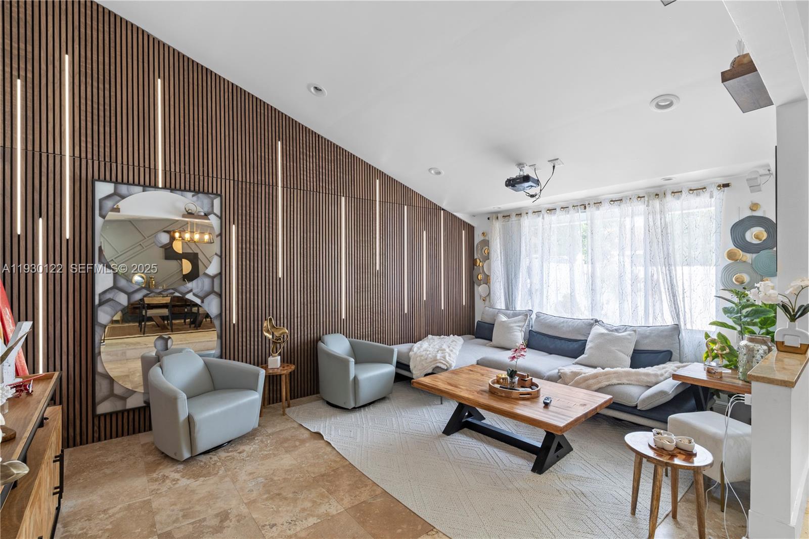 View photos, virtual tours, details... 5546 S Lakewood Cir S C