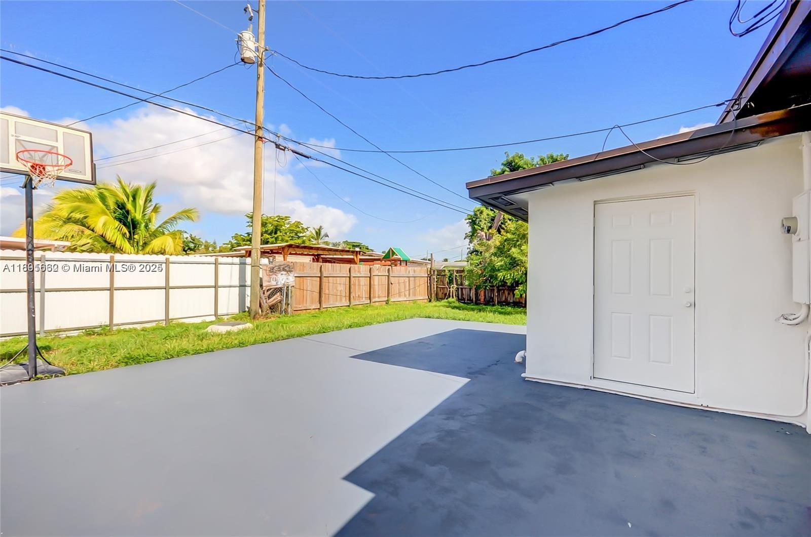 LEISURE CITY SEC 3 - Residential