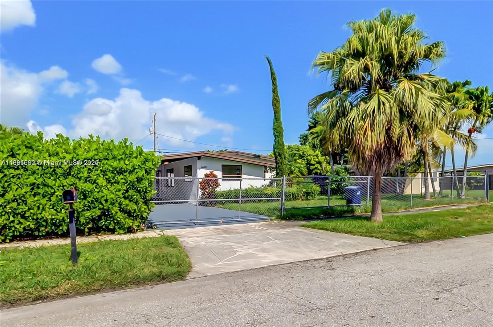 LEISURE CITY SEC 3 - Residential