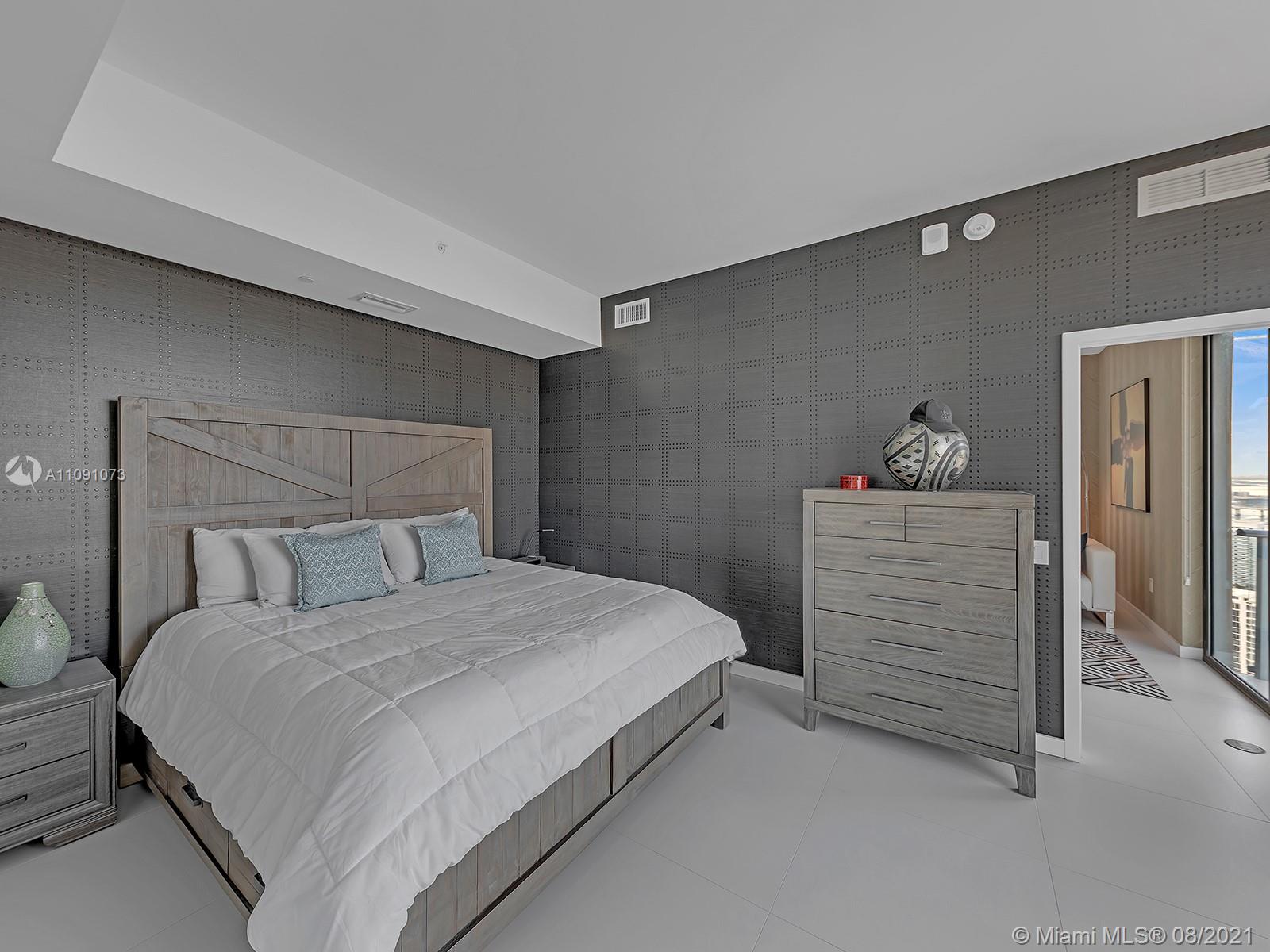 PARAISO BAYVIEWS CONDO - Residential Lease