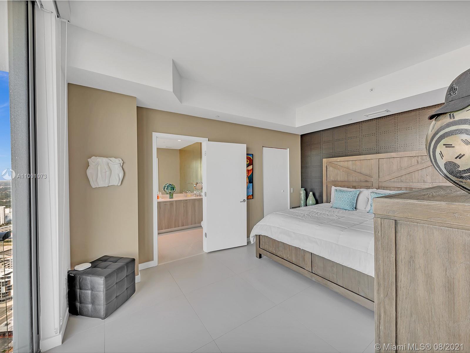 PARAISO BAYVIEWS CONDO - Residential Lease