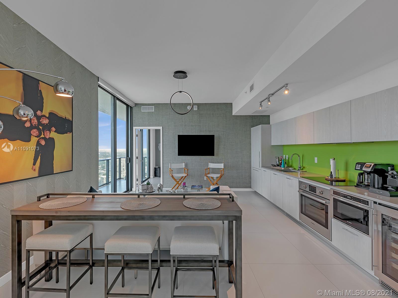 PARAISO BAYVIEWS CONDO - Residential Lease