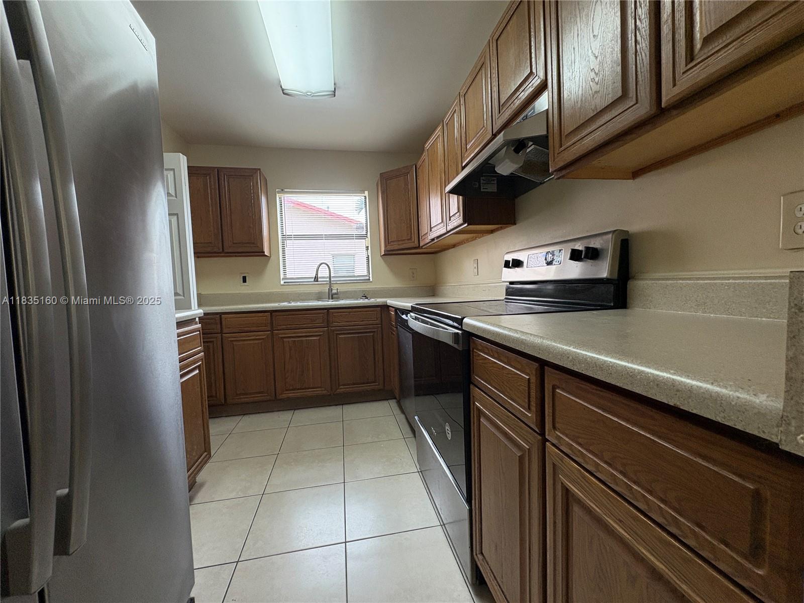 240 NW 12th Ct