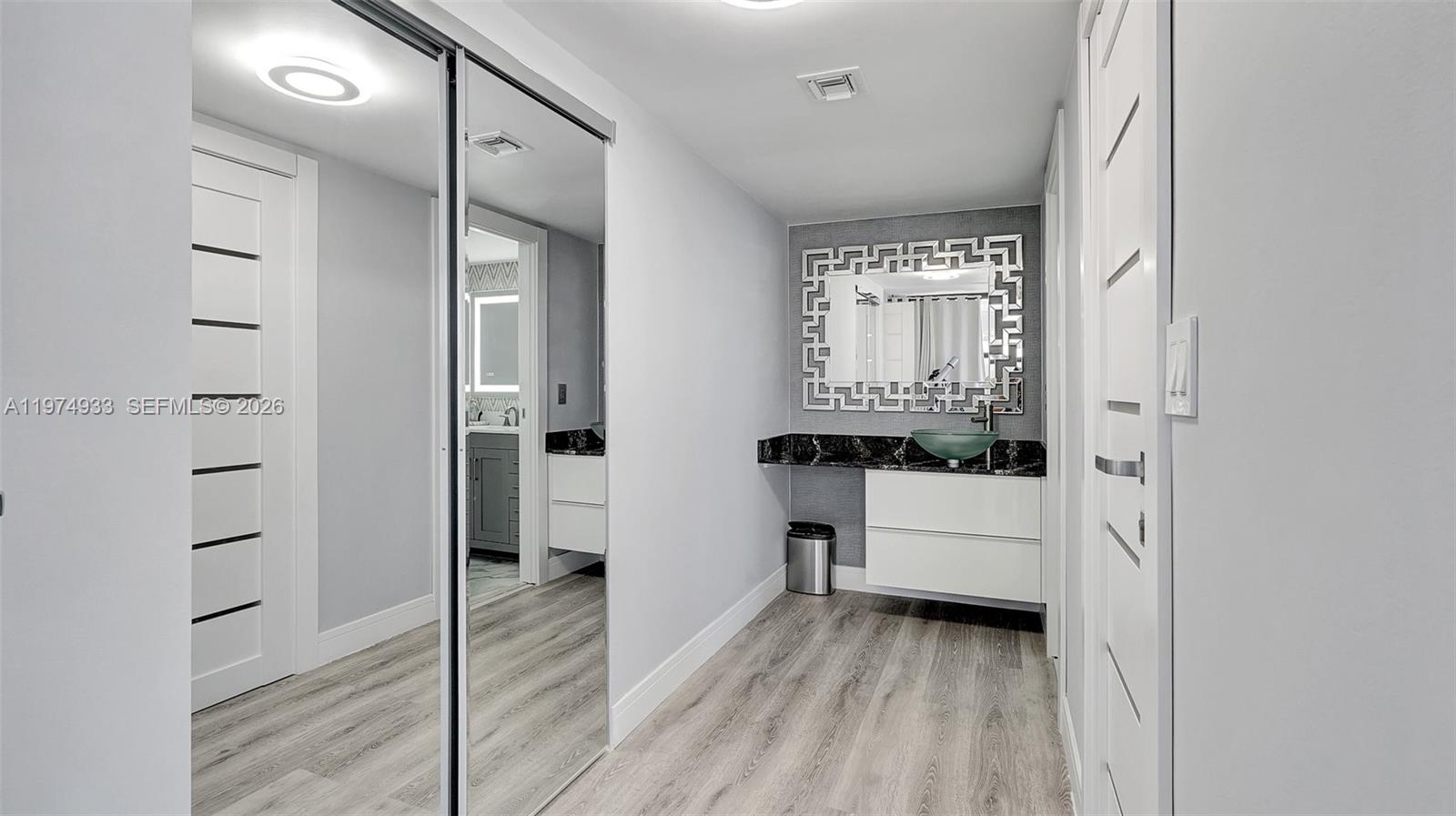 OLYMPUS CONDO PHASE - Residential