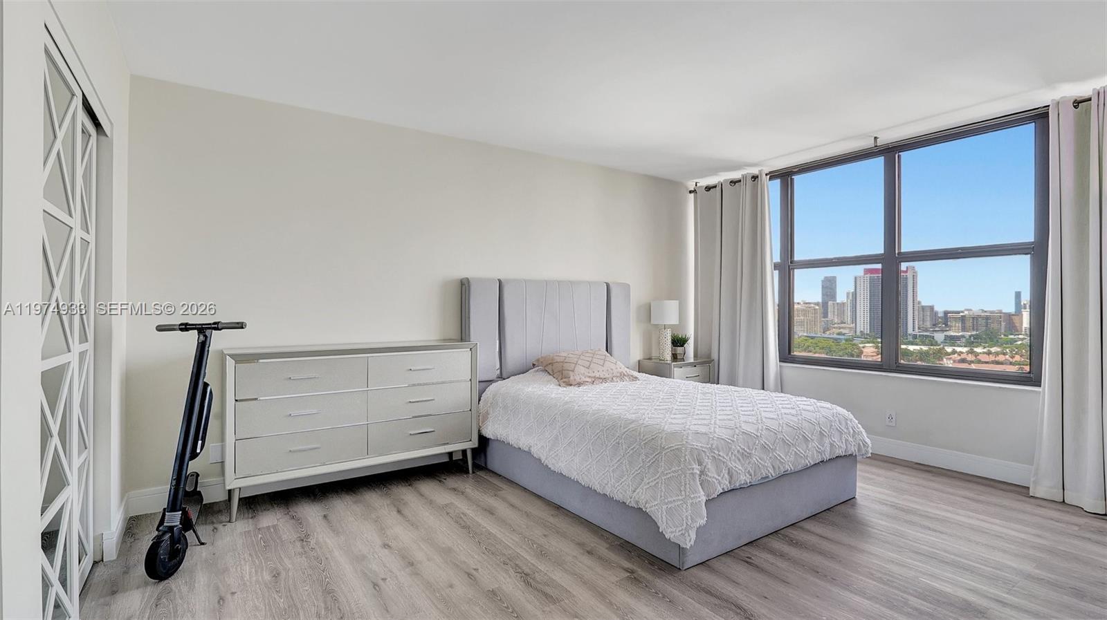 OLYMPUS CONDO PHASE - Residential