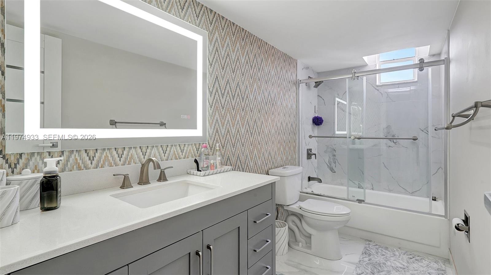 OLYMPUS CONDO PHASE - Residential