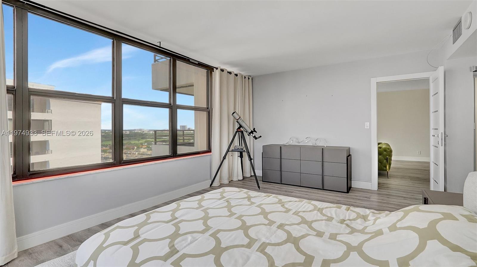 OLYMPUS CONDO PHASE - Residential