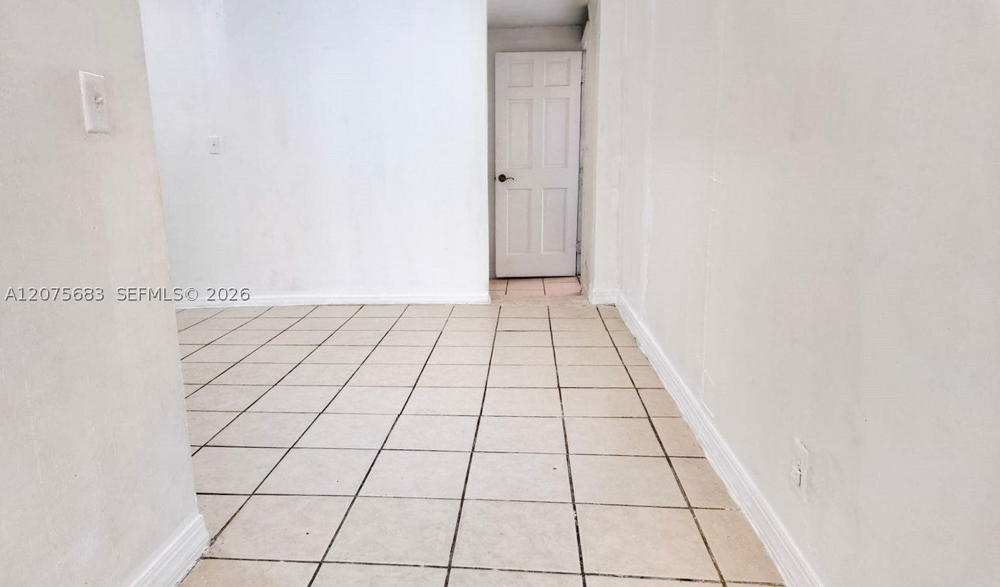 2367 NW 82nd St Miami