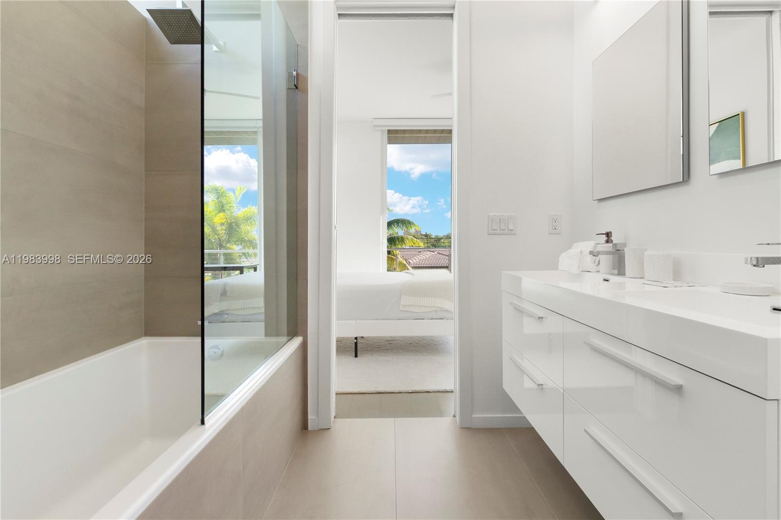 MIDDLE RIVER MANOR ADD - Residential