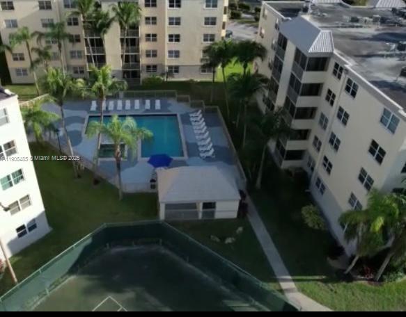 LAS VISTAS AT DORAL CONDO - Residential Lease