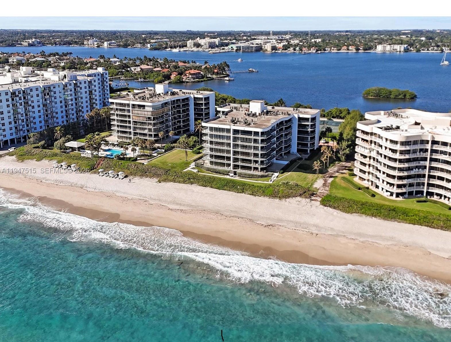 HALCYON OF PALM BEACH - Residential