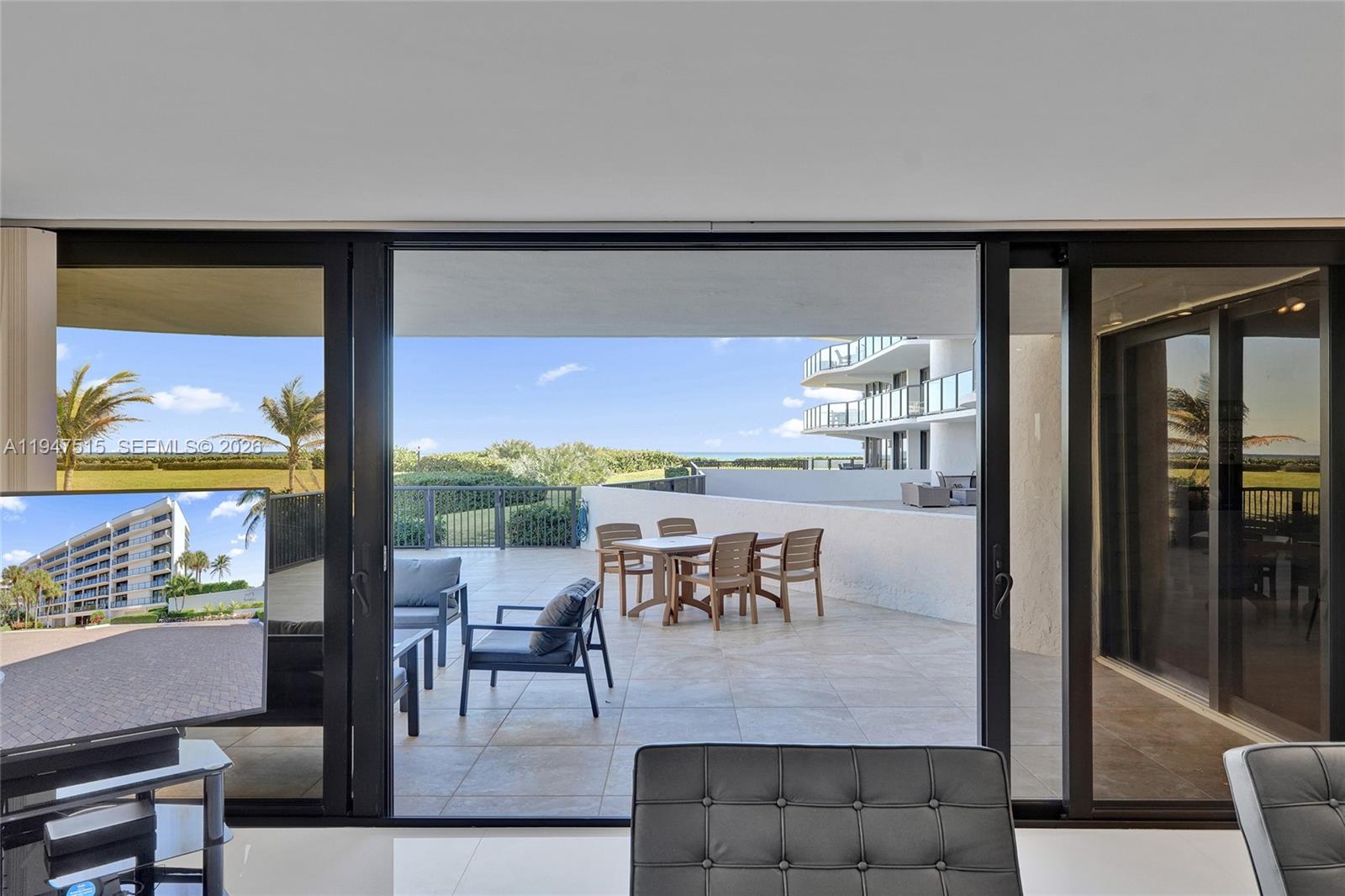 HALCYON OF PALM BEACH - Residential