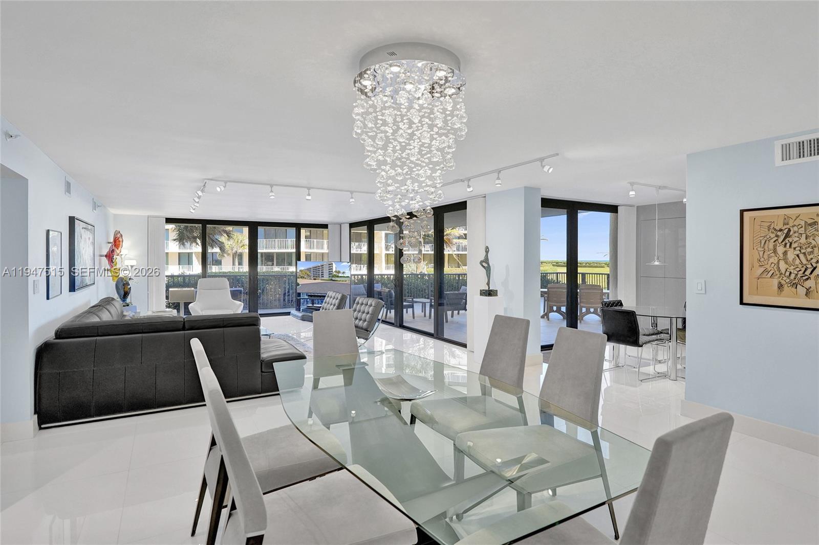 HALCYON OF PALM BEACH - Residential