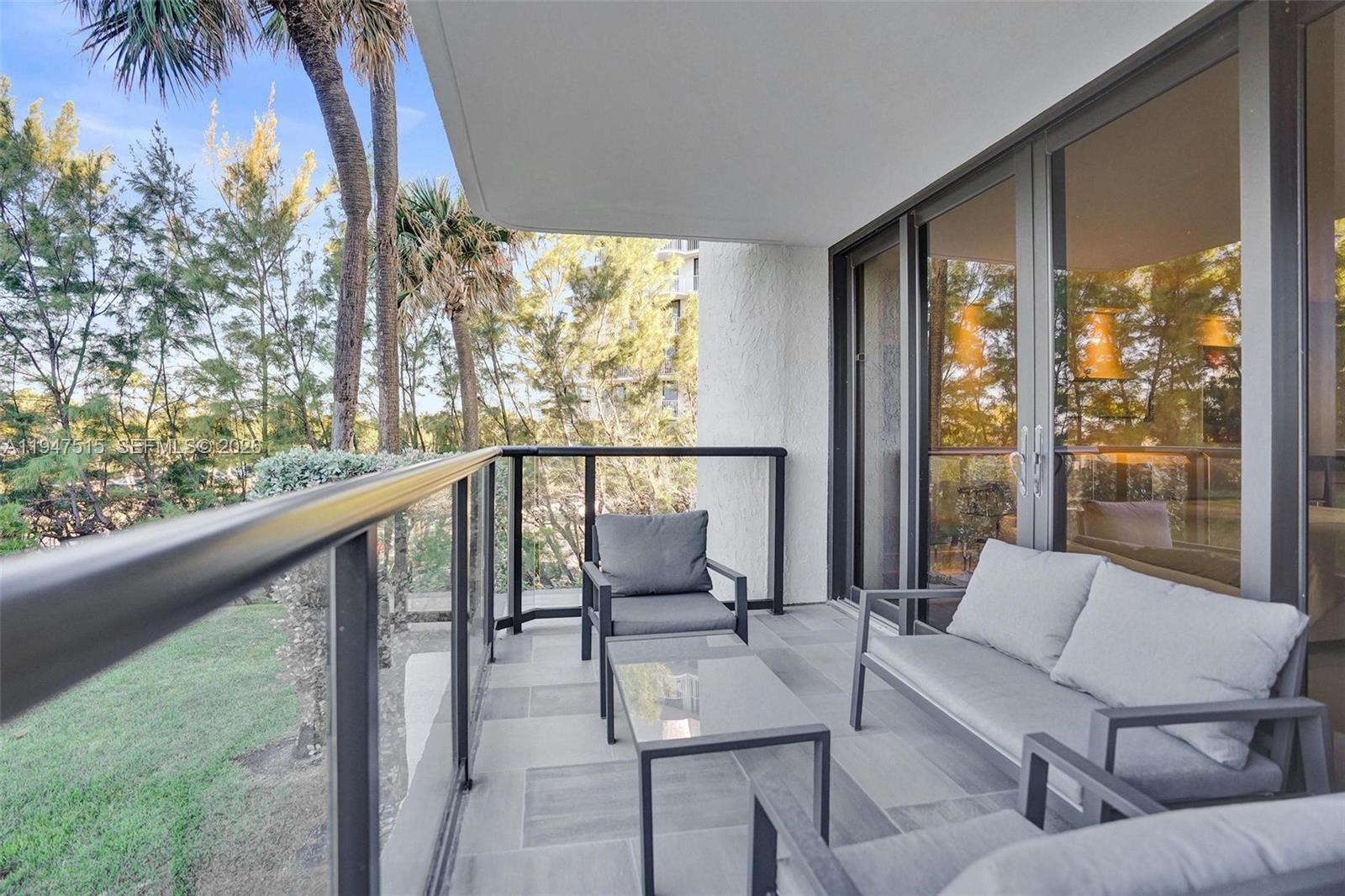 HALCYON OF PALM BEACH - Residential