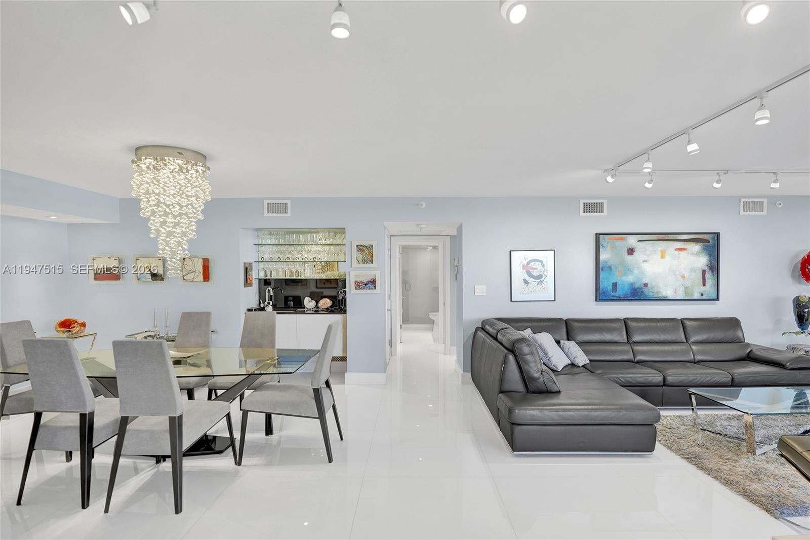 HALCYON OF PALM BEACH - Residential