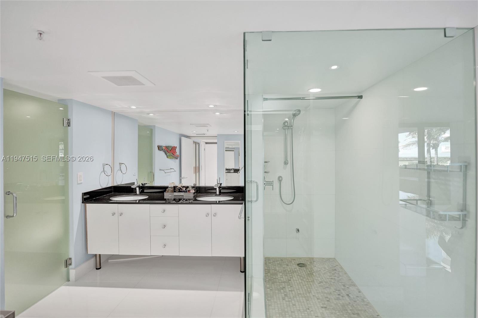 HALCYON OF PALM BEACH - Residential